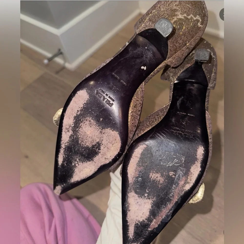 Vintage Prada kitten heels - Picture 3 of 3